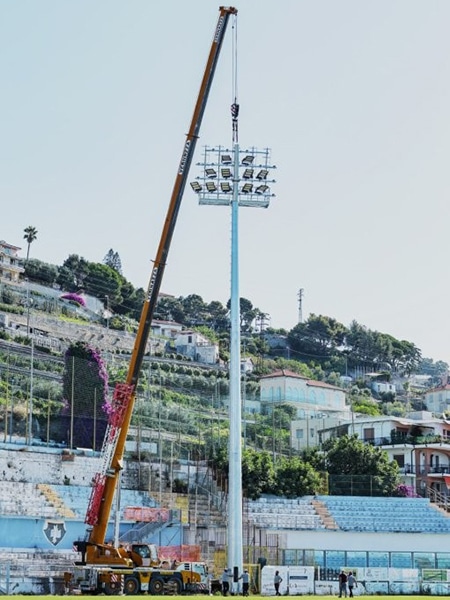 installazione-torri-faro-struttura-fissa